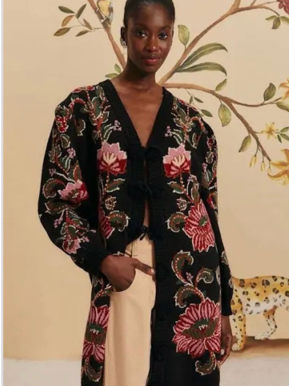 FARM Rio Black Ravanela Floral Knit Midi Cardigan